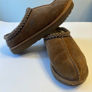 UGG Tasman Slipper